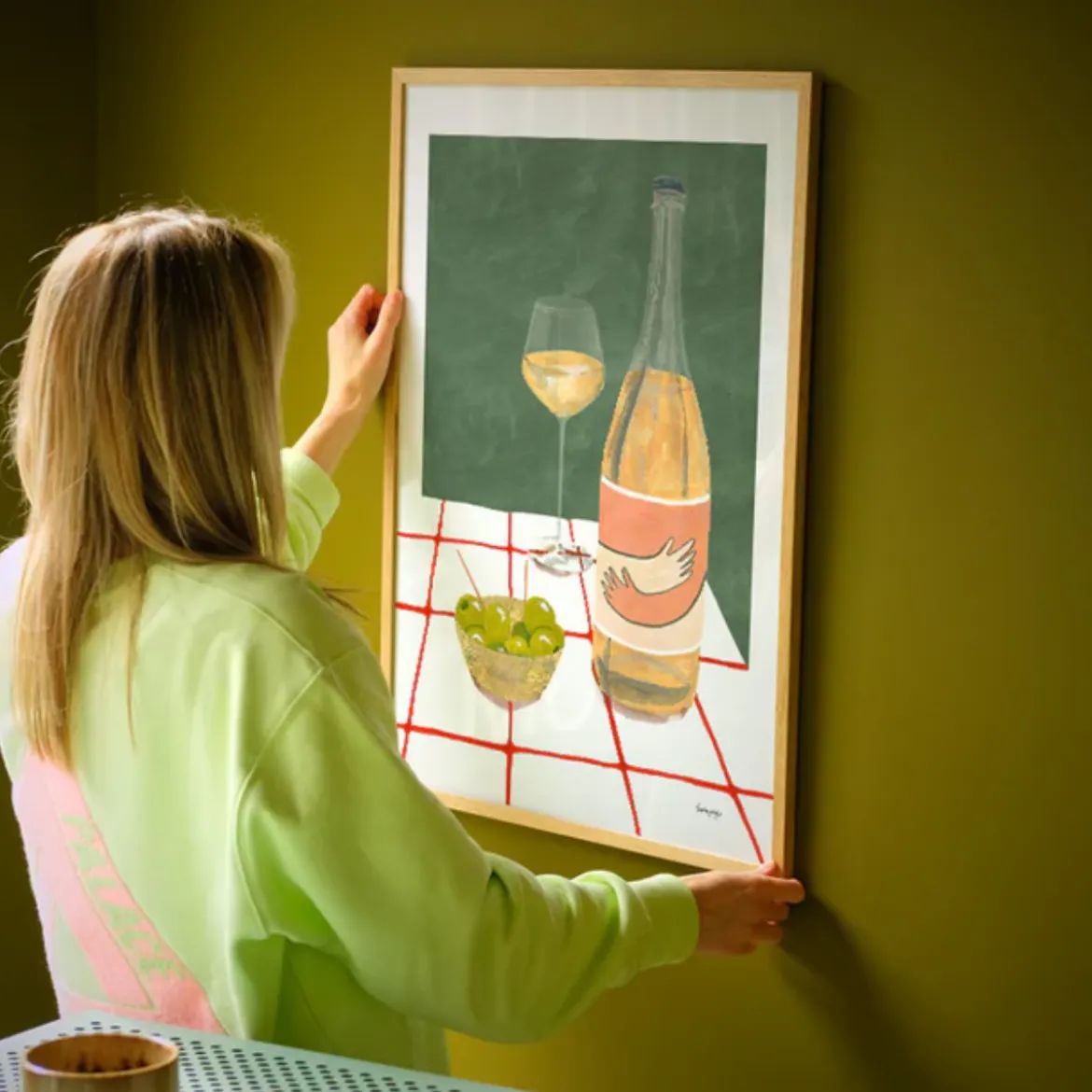 Affiche Laura Page - Wine hug
