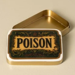 Boîte en Laiton Poison