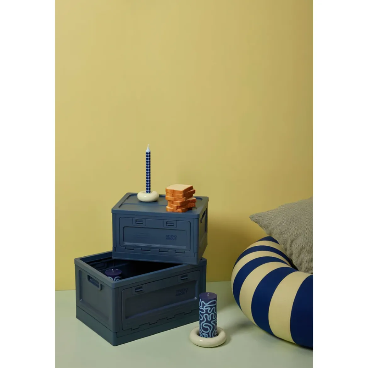 Box Studio About - Dark Blue