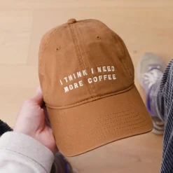 Casquette - I Think I Need More Coffee
