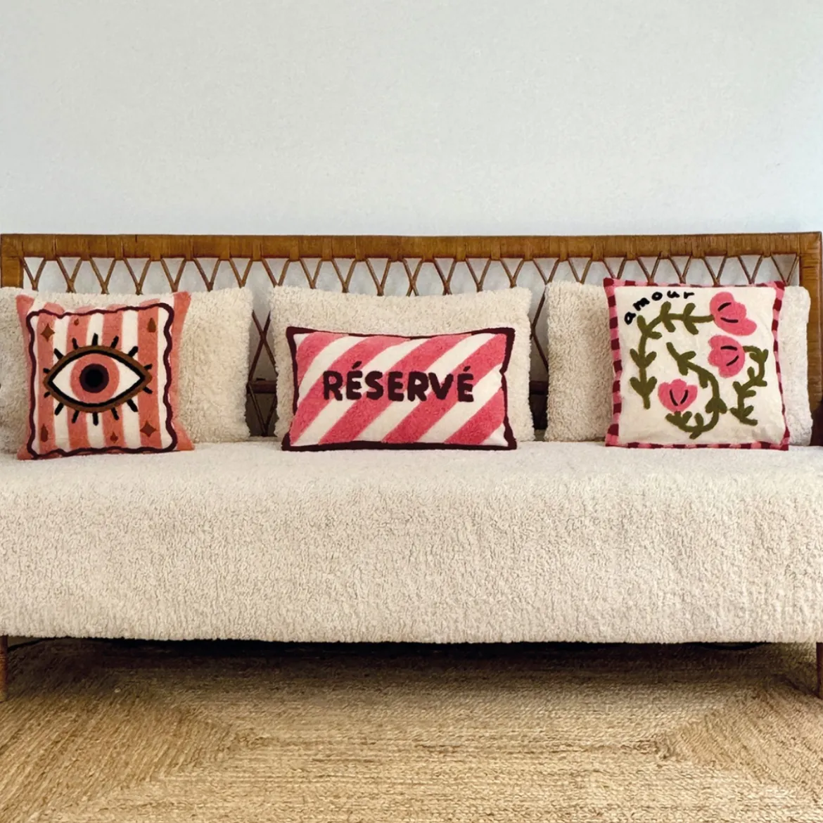 Coussin Influence Œil Rose