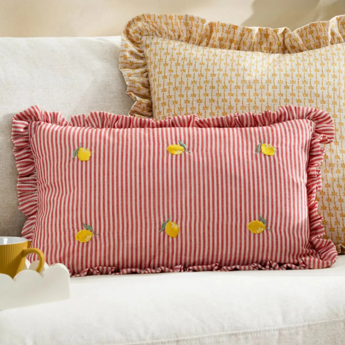 Coussin Les fruités brodé Citrons - 30 x 50 cm