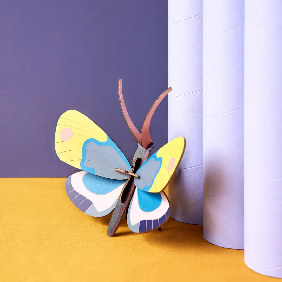 Décoration murale Papillon Monarque jaune en carton recyclé