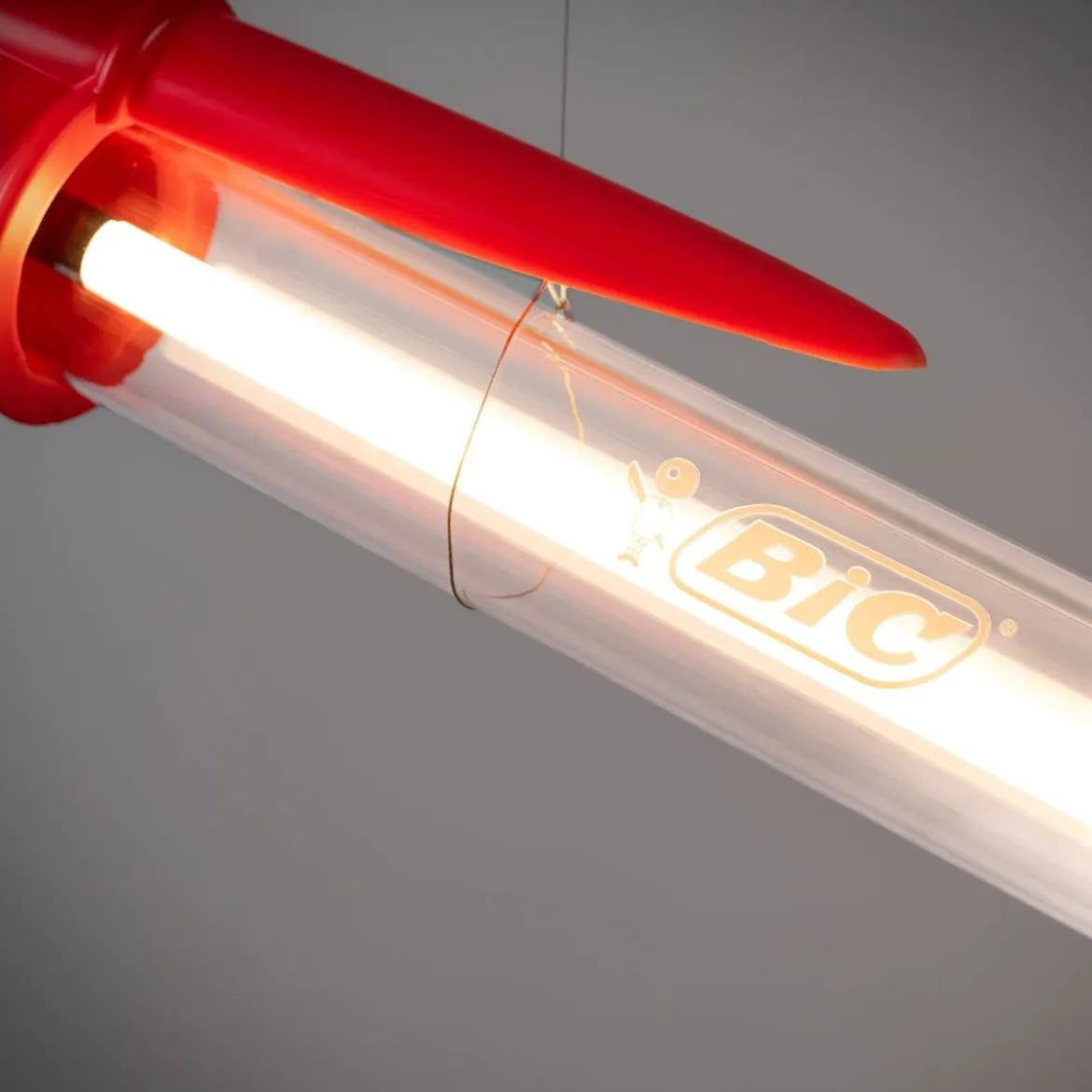 Lampe Bic LED Néon - Rouge
