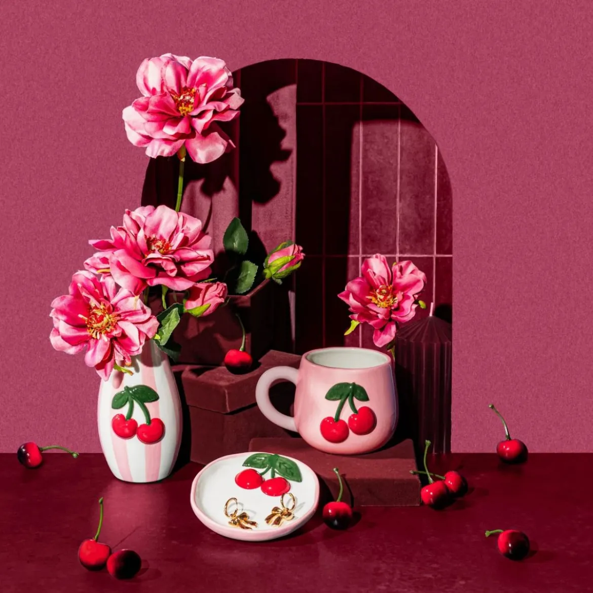 Mug Handpainted Cherry
