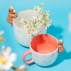Mug peeking Goat