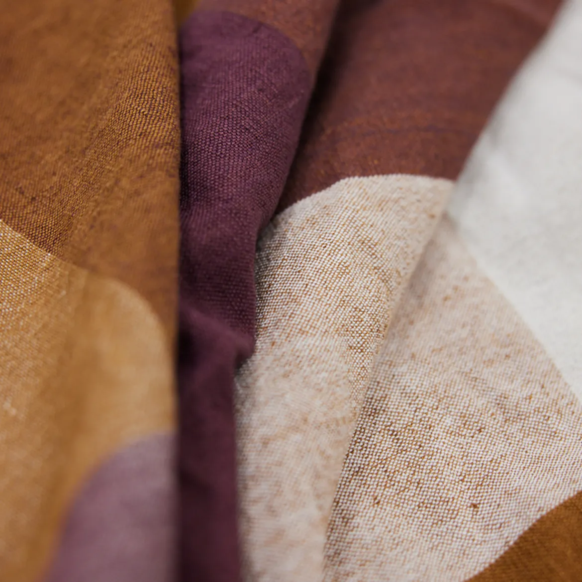 Nappe Vida Carreaux - Amber/Burgundy 140x220 cm