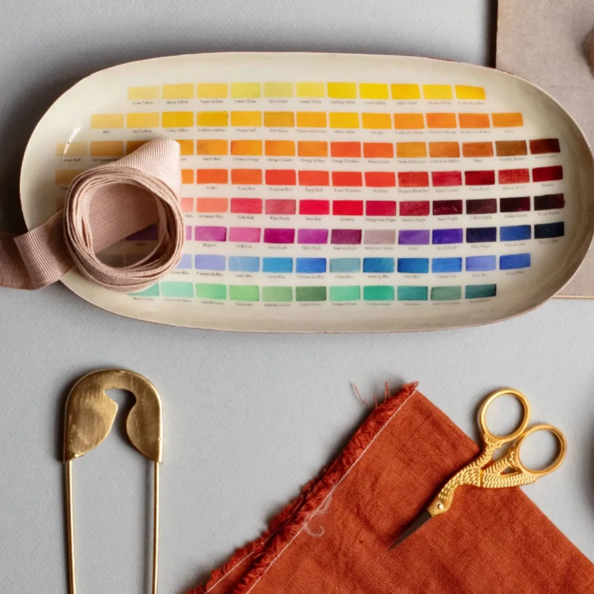 Plateau ovale en émail - Nomenclature des couleurs