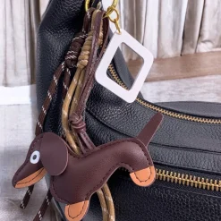 Porte-clés et bijou de sac - Chien Carré Brun