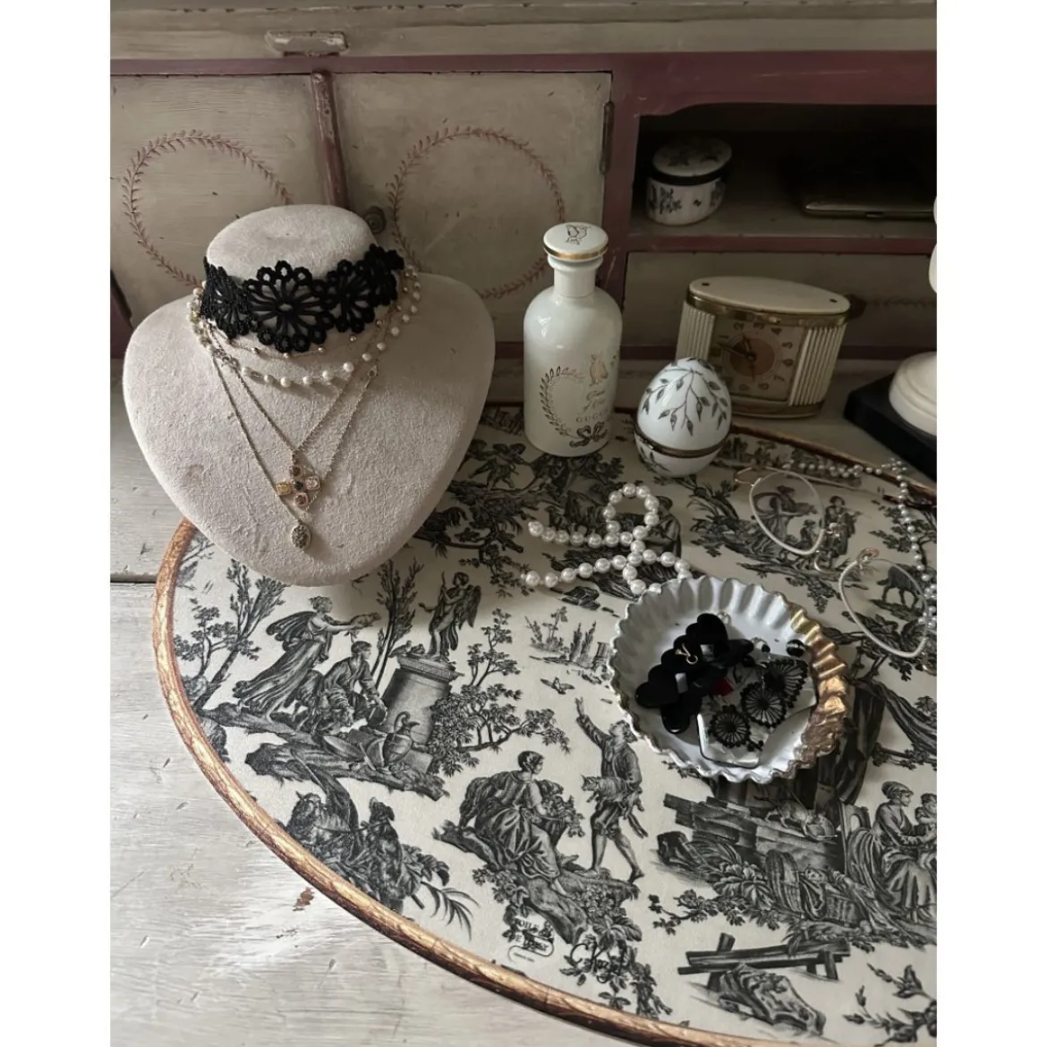 Set de table ovale Offrande à l'amour - Toile de Jouy