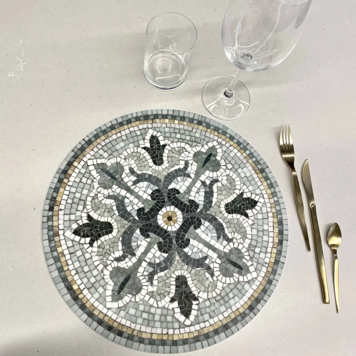 Set de table Vinyle Rond Mosaïque - Amanda