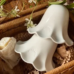 Suspension en applique Lili en Porcelaine biscuit