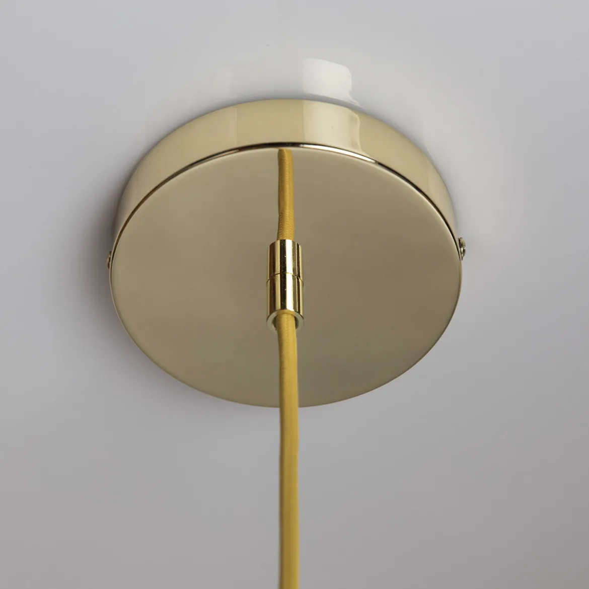 Suspension Soft Serve 01 - Brass