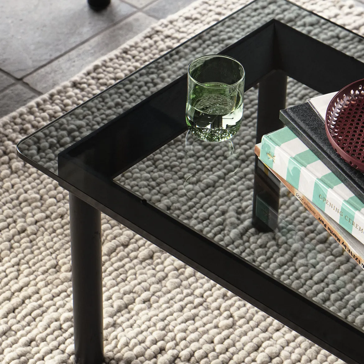 Table basse Kofi Chêne Massif Noir & Verre Teinté Gris - l 100 x L 100 x h 36 cm