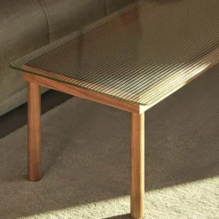Table basse Kofi Noyer Massif & Verre Clair - l 80 x L 80 x h 36 cm