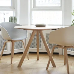 Table CPH20 Ronde Chêne huilé mat & Linoleum - Crème