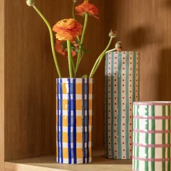 Vase Clash - Check