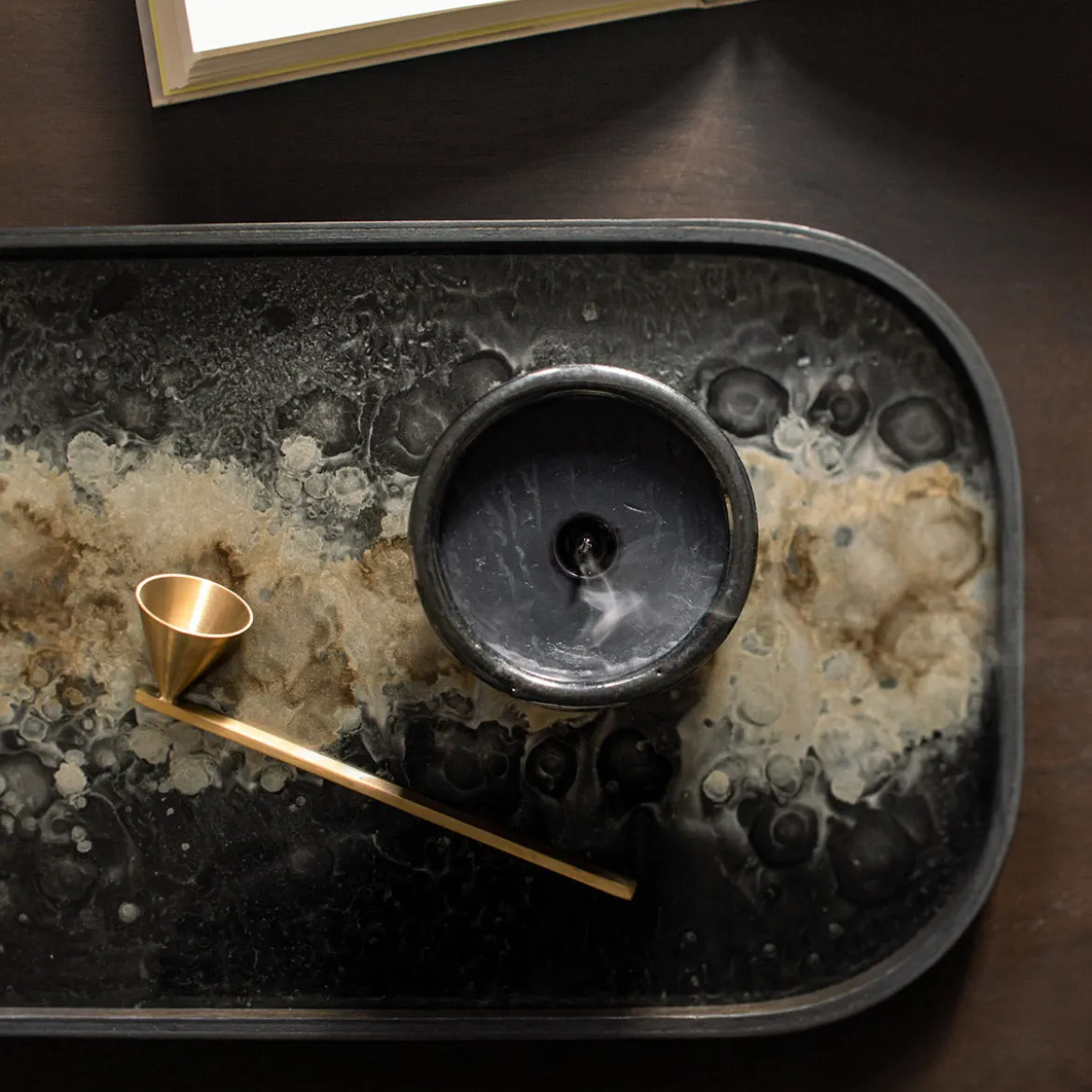 Vide poche en verre Black Organic